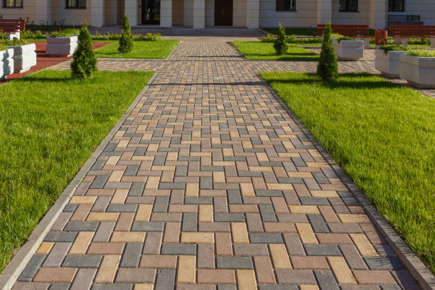 Best Residential Driveway Paver Services  in Carlton, OR